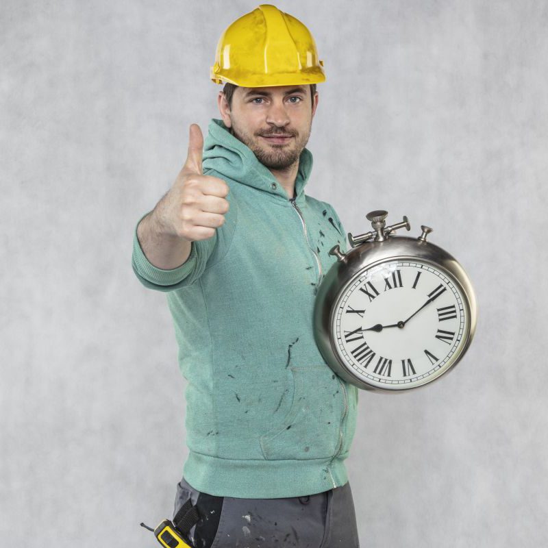 builder and clock - BauArt Montageservice